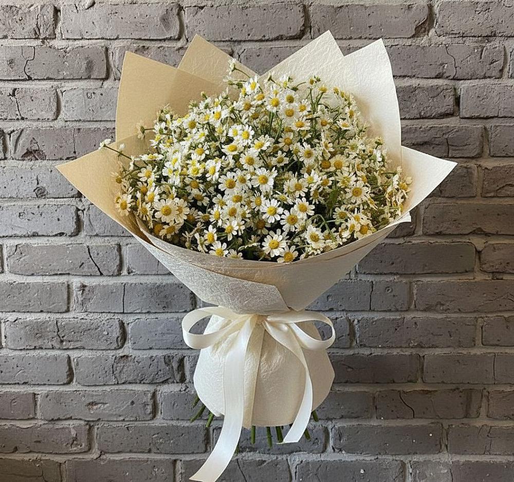 Букет цветов из: Ромашки в Новоаннинске