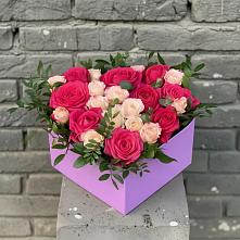Цветочная композиция из Розы в коробке в Новоаннинске