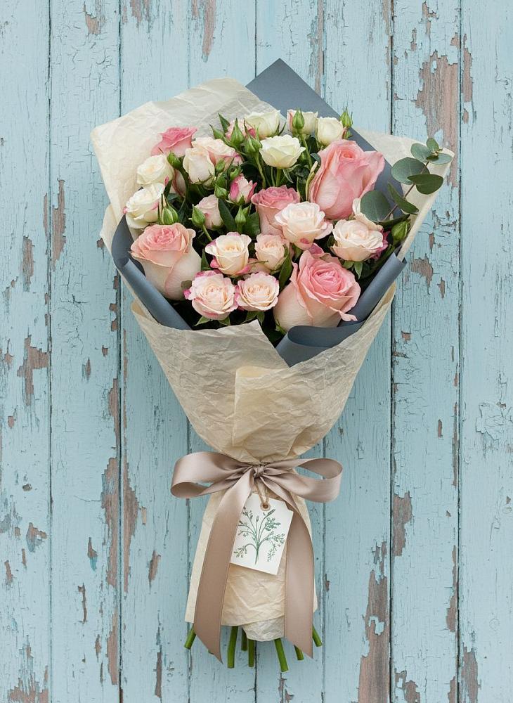 Букет цветов из: Розы в Новоаннинске