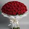 Букет 101 Красная роза Блэк Мэджик в Новоаннинске