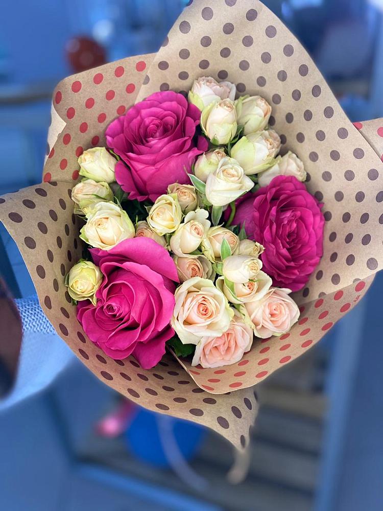 Букет цветов из: Розы в Новоаннинске