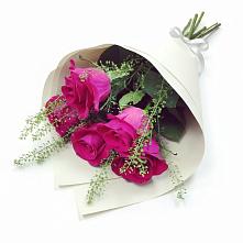 Букет цветов из:  Розы в Новоаннинске