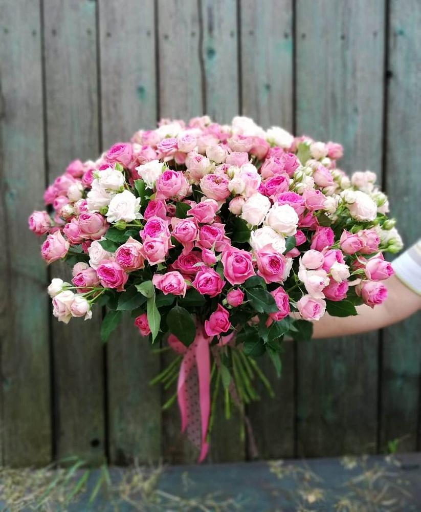 Букет Розовые кустовые розы Натали и Лав Лидия в Новоаннинске